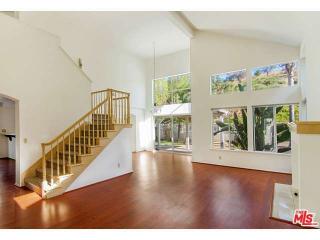 24544 Via Esquina, Calabasas, CA 91302-3068