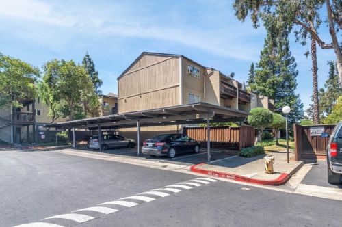 1060 Oak Grove Rd, Concord CA  94518-3129 exterior