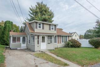37 Meade St, Kingston, NY 12401-2717