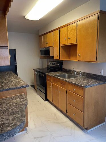 18 Cedar Ln, Poughkeepsie NY  12601-1147 exterior