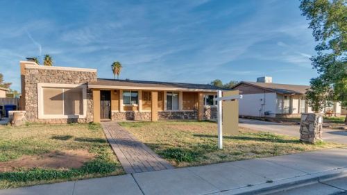 650 Hampton Ave, Mesa, AZ 85204-5727