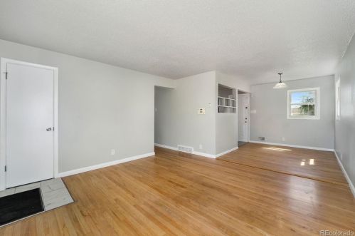 1100 Raleigh St, Denver CO 80219-4452 exterior