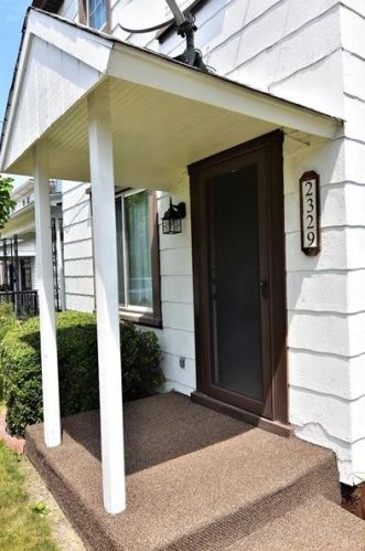 2329 Clinton St, Whitaker PA  15120-2662 exterior