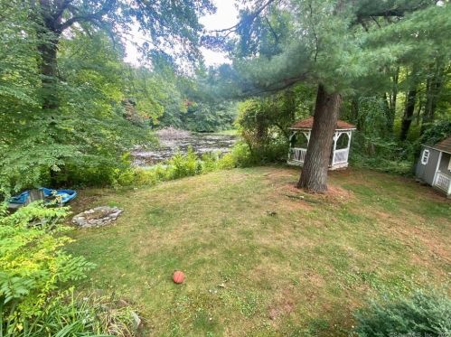 156 Jones Hollow Rd, East Hampton, CT 06447-1143