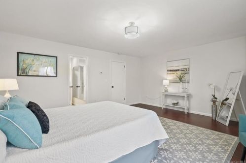 57 Hudson View Hl, Crotonville NY  10562-3329 exterior