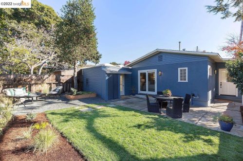 4215 Glen Ave, Oakland CA  94611-4349 exterior