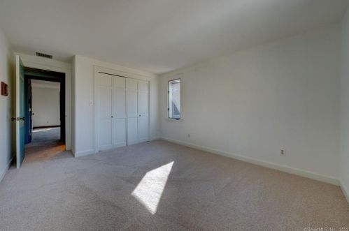 58 Quail Hollow Dr, Southington CT  06489-1616 exterior