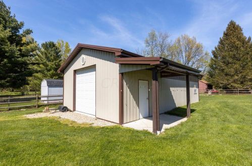 138 Cavalcade Ln, Pataskala OH  43062-9544 exterior