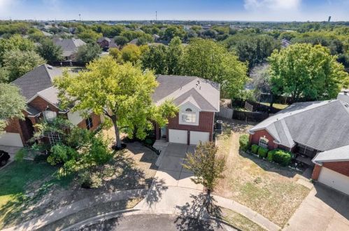 1221 Briargate Dr, Austin, TX 78753-2050