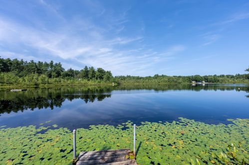 22 10th St, Kingston NH  03848-3717 exterior