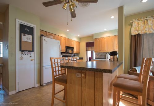 13 Winchester Dr, Jackson Twp NJ  08527-2624 exterior