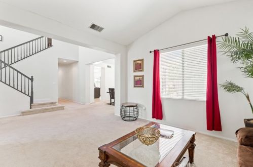 12607 Orangeblossom Ln, Riverside CA  92503-7059 exterior