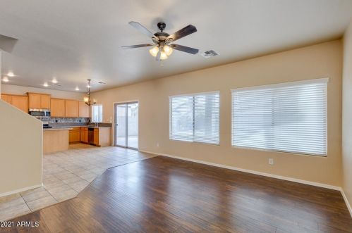 827 Anastasia St, San Tan Valley AZ  85140-5792 exterior