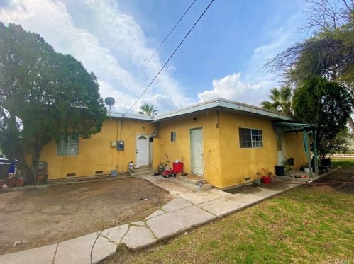 2455 Kern St, San Bernardino, CA 92407-6111