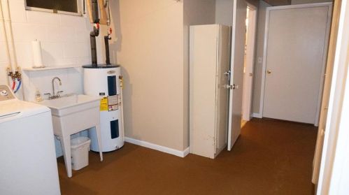 5142 Shawnee Blvd, Schnecksville PA  18078-2609 exterior