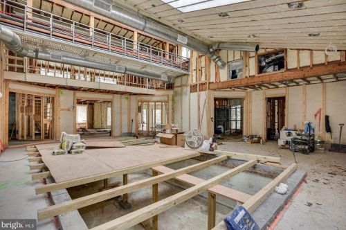21927 Watson Rd, Leesburg, VA 20175-6510
