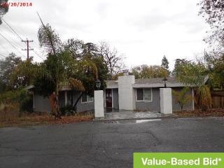 1546 Pleasant Ln, Lafayette, CA 94549-2215