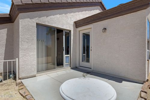 15559 Mauna Loa Ln, Sun City AZ  85379-5141 exterior