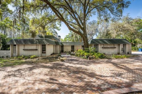 3406 Crenshaw Lake Rd, Lutz, FL 33548-4753