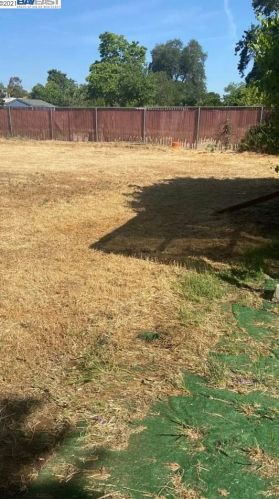 7207 8th St, Rio Linda CA  95673-2319 exterior