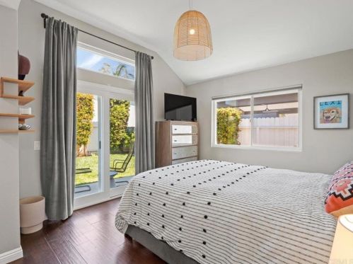 808 Windcrest Dr, Carlsbad CA  92011-3712 exterior