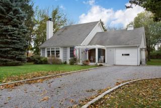 275 Henrys Ln, Peconic, NY 11958-1119