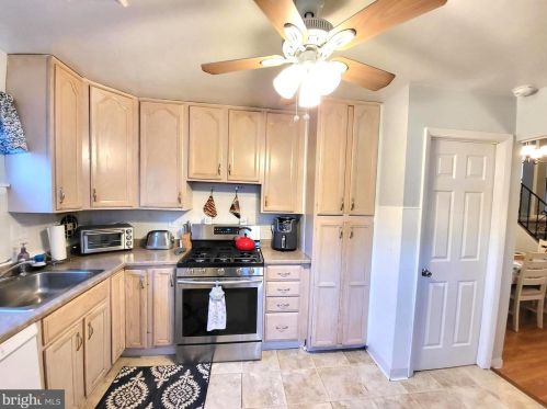 219 Lawnton Rd, Willow Grove, PA 19090-2311