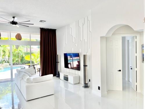 10254 Sand Cay Ln, West Palm Beach FL  33412-3009 exterior