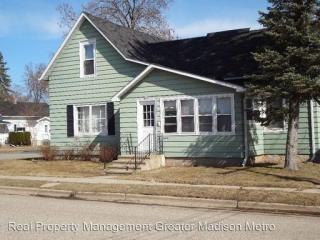 401 West St, Stevens Point WI  54481-1526 exterior