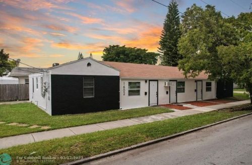 1602 17 Ave, Hollywood FL 33020-2814 exterior