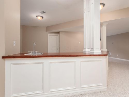 2650 Colts Neck Rd, Blacklick OH  43004-8634 exterior