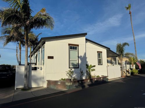 6550 Ponto Dr, Carlsbad CA  92011-2303 exterior