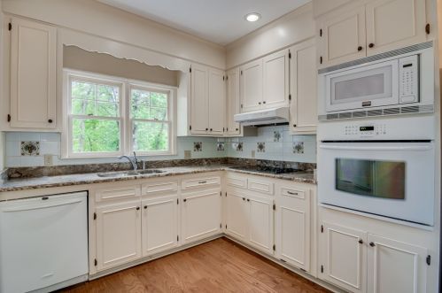 7 Plantation Ct, North Augusta SC  29841-6028 exterior