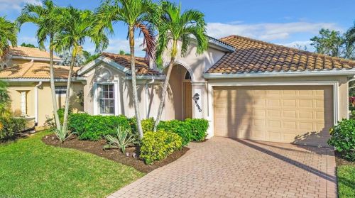 5690 Lago Villaggio Way, Naples, FL 34104-5739