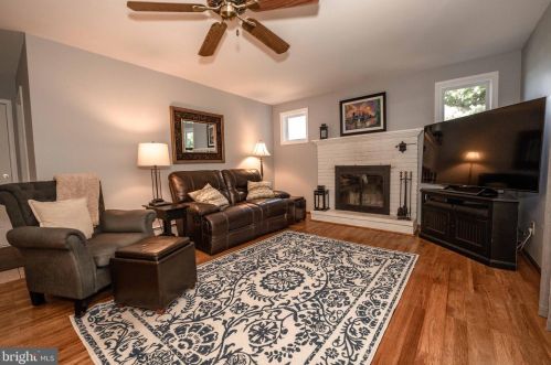 139 Maple Leaf Ln, Pottstown PA 19464-1563 exterior