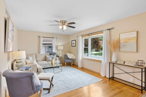 1339 93, Milwaukee WI 53214-4266 exterior