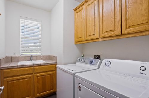 2323 Greger St, Valley Home CA 95361-8299 exterior