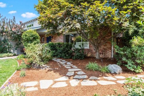 1028 Persimmon Ave, Sunnyvale, CA 94087-1822