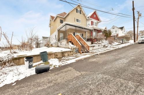 2002 Willow St, Mckeesport PA  15132-4431 exterior