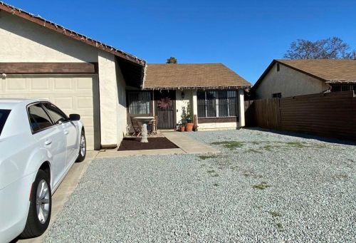 1927 Lawndale St, San Diego, CA 92154-4283
