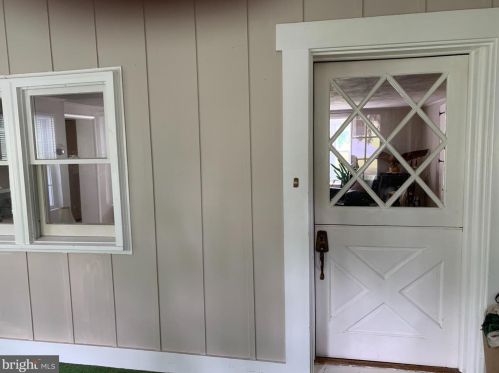 20 Greenhouse Rd, Siddonsburg PA  17019-9447 exterior