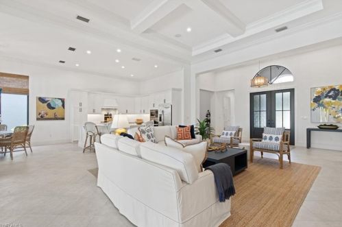 28858 Blaisdell Dr, Naples FL  34119-0906 exterior