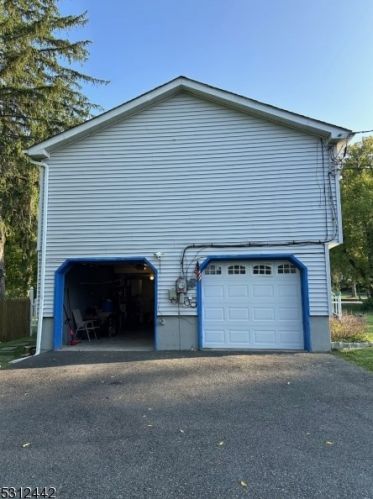 57 Edison Ave, Ogdensburg NJ  07439-1244 exterior