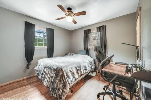 12 Reskin Dr, Wallingford CT  06492-4834 exterior