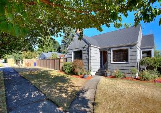 4301 33rd St, Tacoma, WA 98407-5508