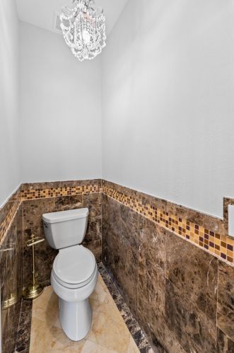 2321 Barn Swallow Ct, Elk Grove CA  95757-8140 exterior