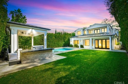 13043 Woodbridge St, North Hollywood, CA 91604-1431