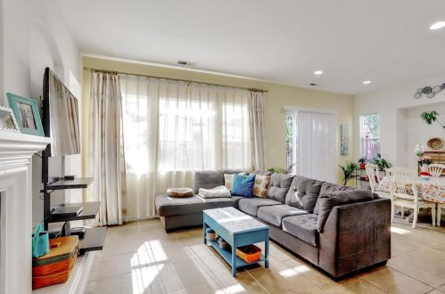 7526 Edinburgh Way, Gilroy, CA 95020-2621
