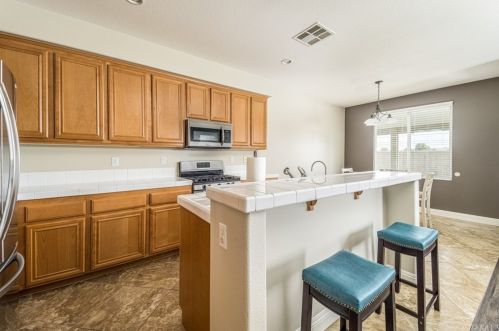 334 Percheron Ct, San Jacinto CA  92582-3231 exterior