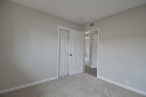 2020 Tokay Ave, Turlock CA  95380-4345 exterior